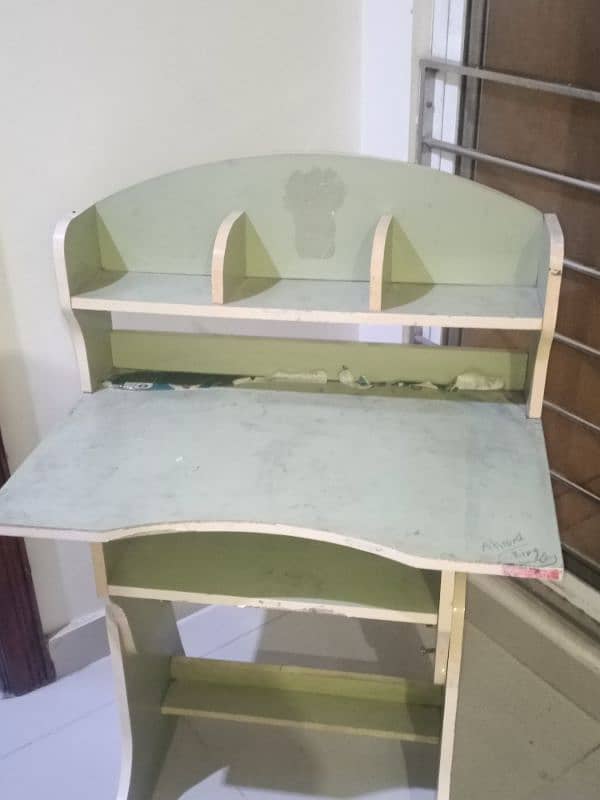 study table with 1 chair 2