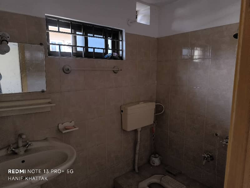 8 Beds & 7 Baths Full House Available For Rent In G9 11