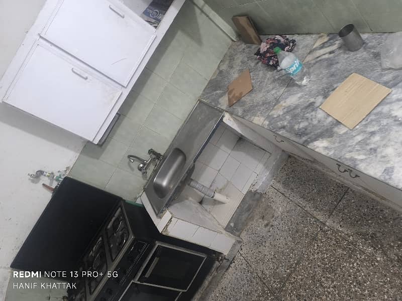 2 beds upper portion available for rent in G10 1