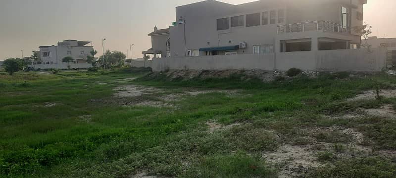 Prime Location! 1 Kanal Residential Plot for Sale in DHA Phase 7 Block S 0