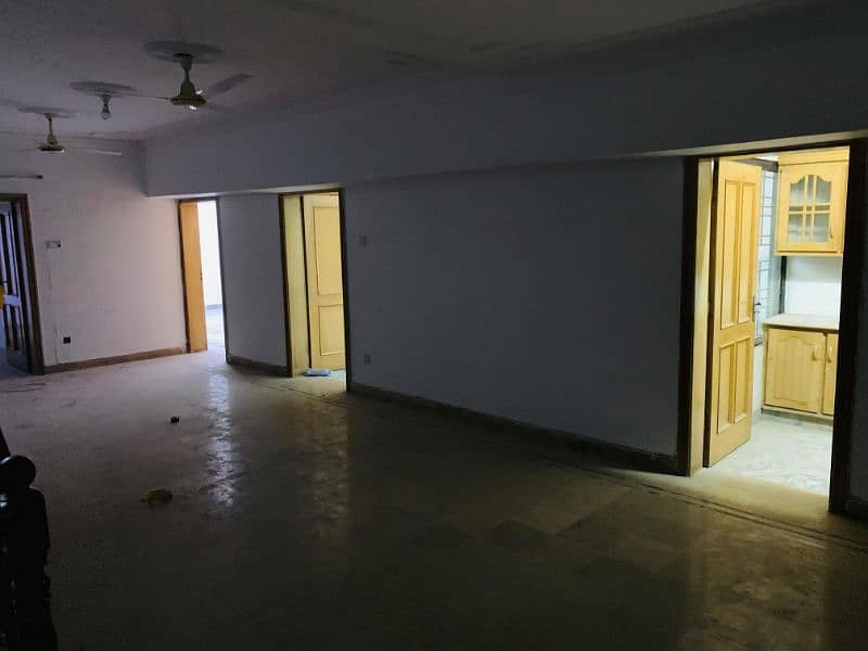 Ground and Basement Portion for Rent I-10 7