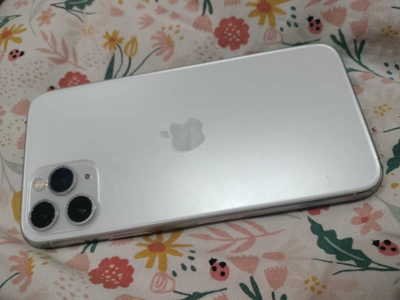 Iphone 11pro PTA approved with box 2