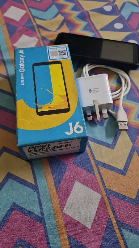 samsung j6 dual sim official pta approved with box 11