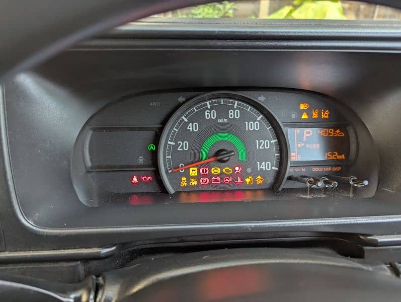 Daihatsu Hijet 2018 5