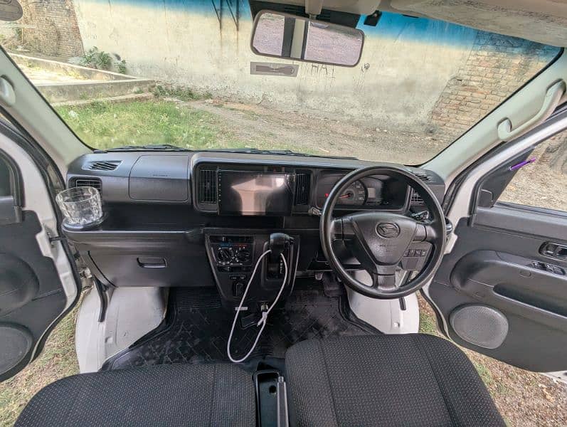 Daihatsu Hijet 2018 8