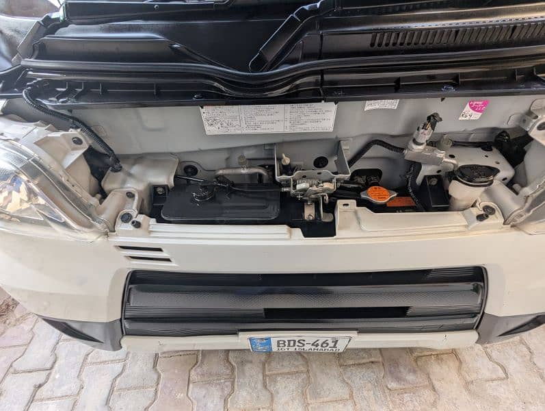 Daihatsu Hijet 2018 13