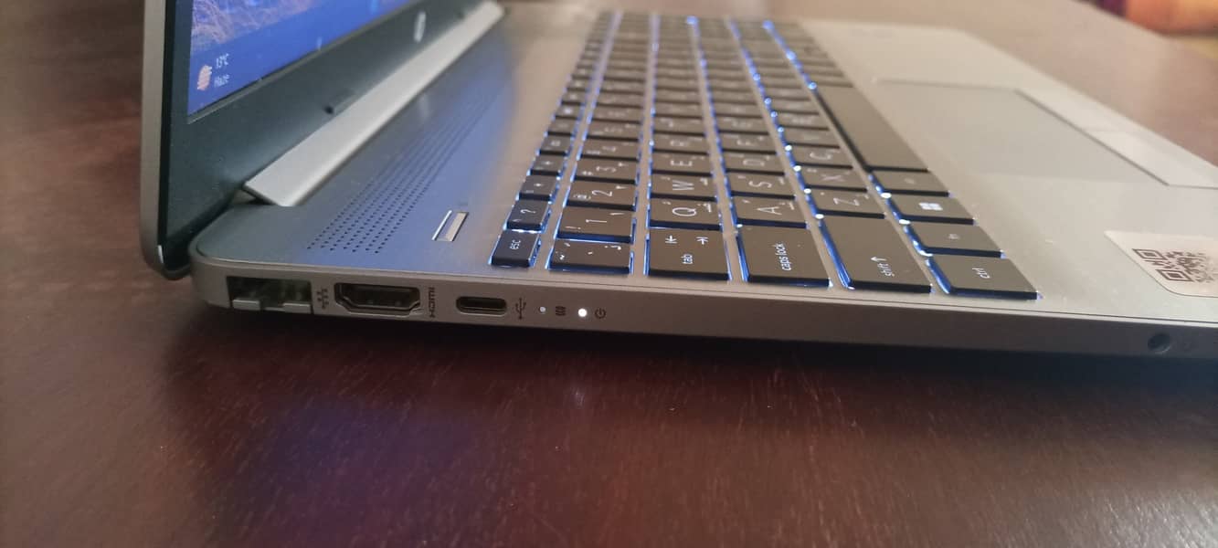 HP Laptop core i5 5