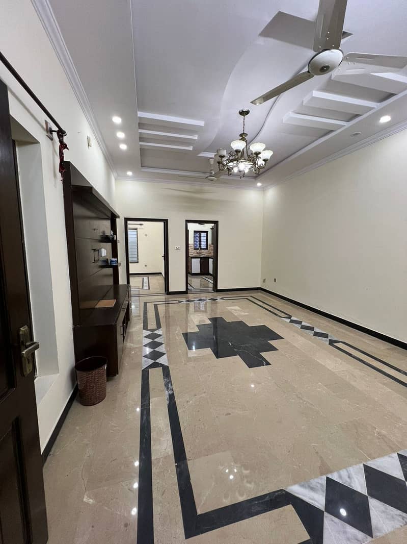 D17/2 MVHS 10 Marla Double Story House Available For Rent 0