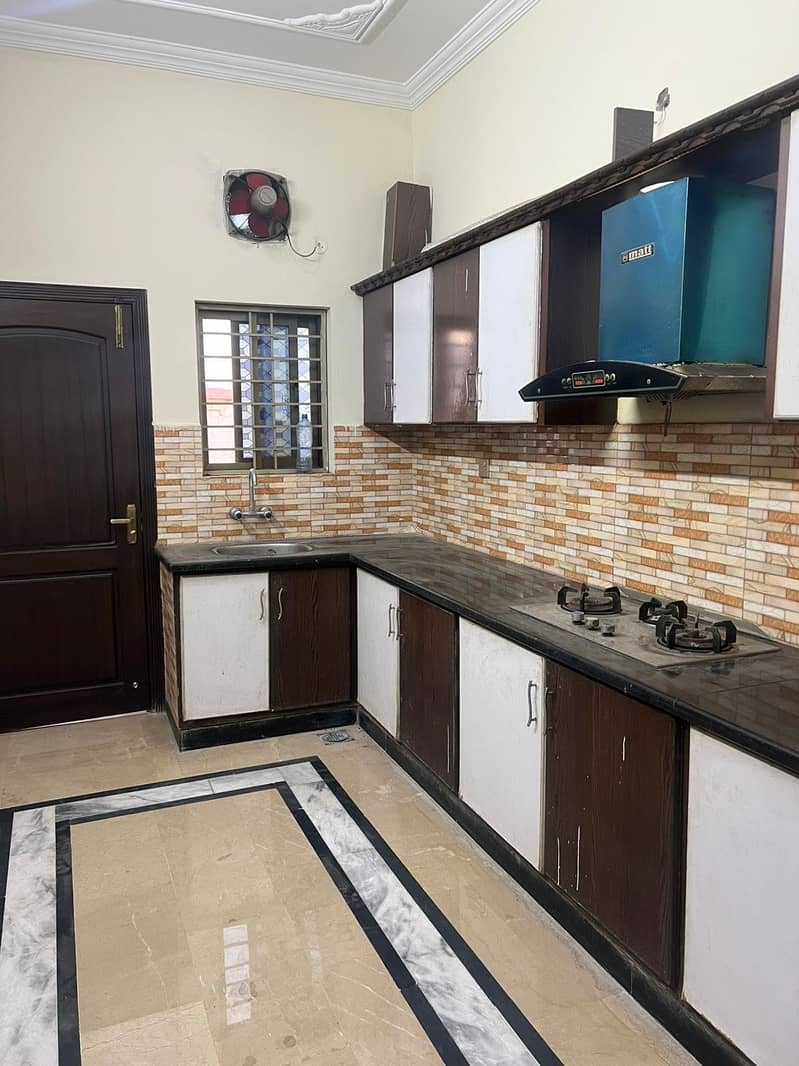 D17/2 MVHS 10 Marla Double Story House Available For Rent 11