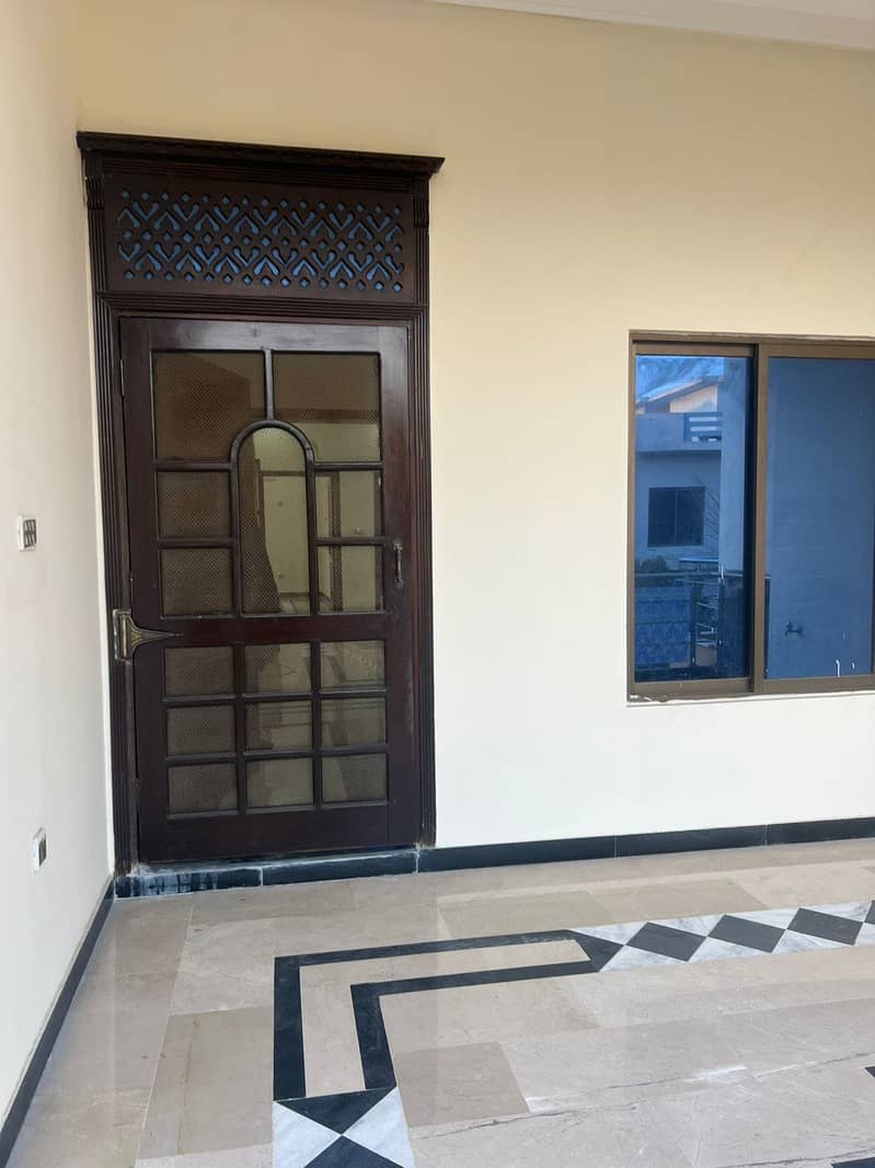 D17/2 MVHS 10 Marla Double Story House Available For Rent 17