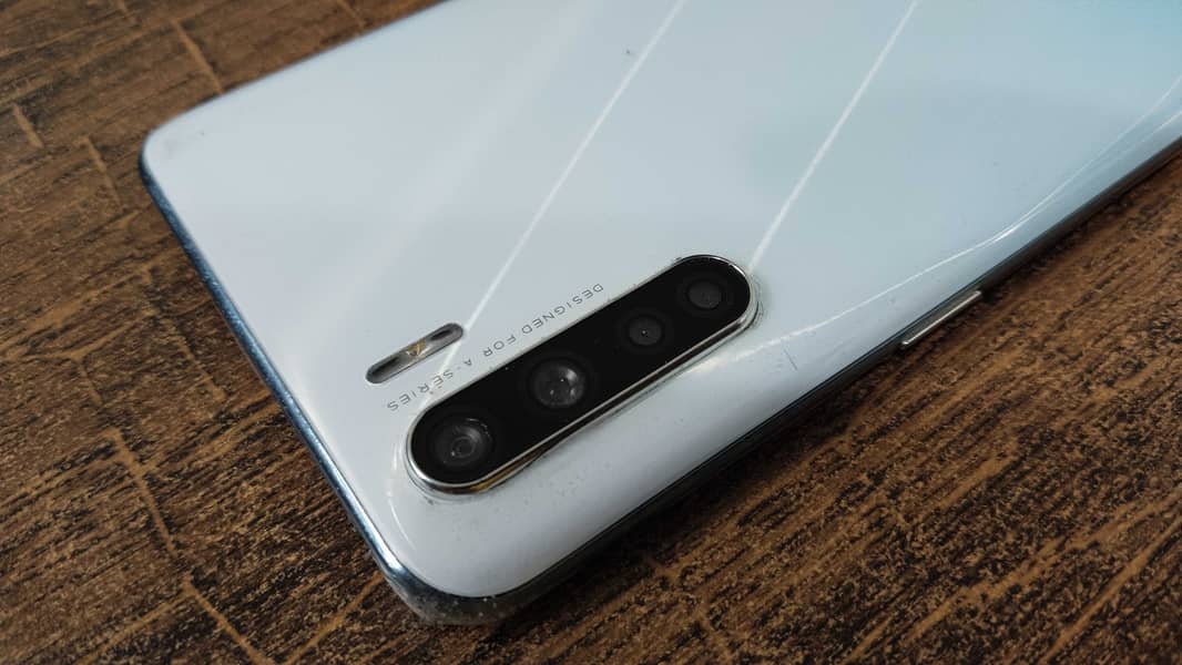 oppo f15 8/256 3