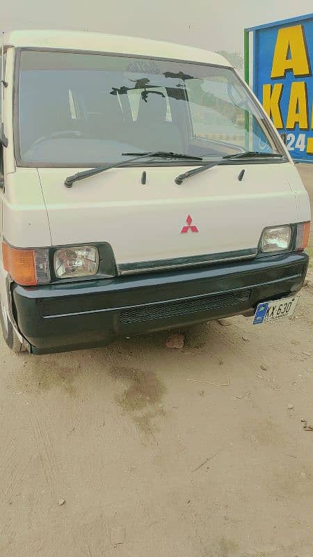Mitsubishi van l300 good condition dasil engine 0