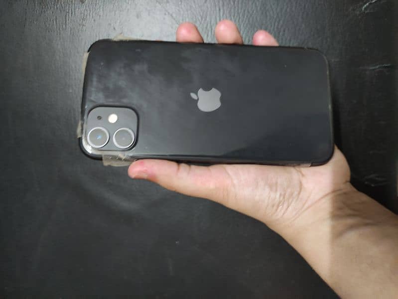 Iphone 11| Non PTA |used | A1 condition| Color black 2