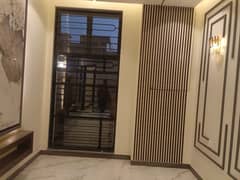 3 mrla FACING PARK Luxury HOUSE on 30 FOOT CARPETED ROAD