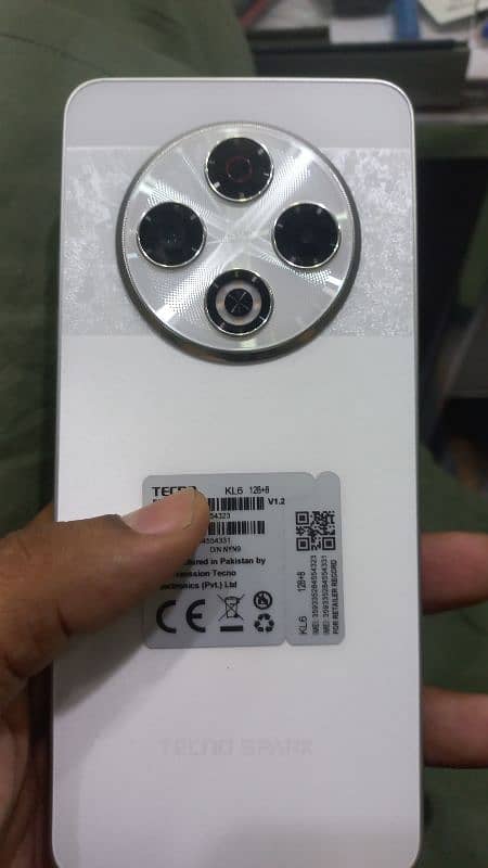 tecno spark30 8+128gb 0