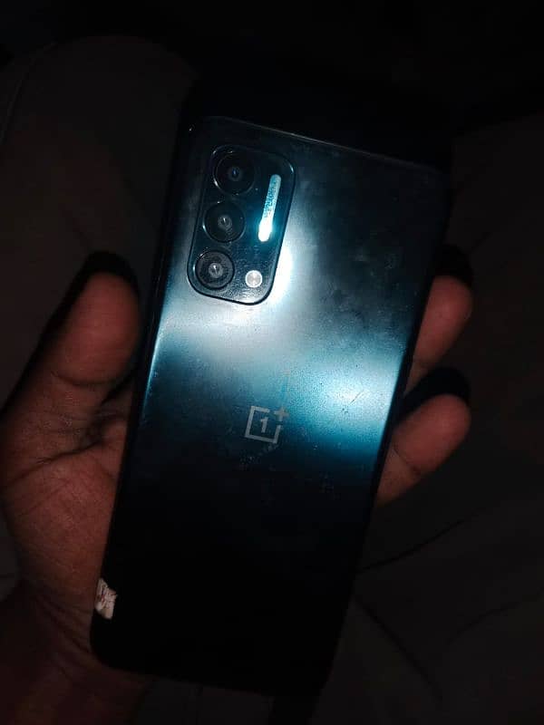 n200 hai one plus ka side finger print hai 0