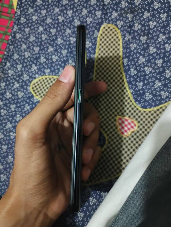 oppo f11 4