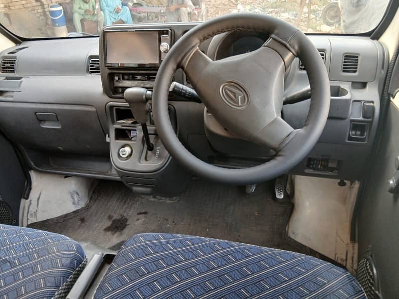 Daihatsu Hijet 2013 1
