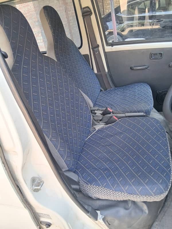 Daihatsu Hijet 2013 5