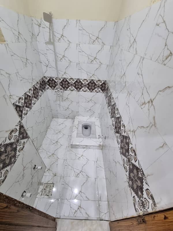 3 Marla Band New House Good Location Nishtar Colony 8