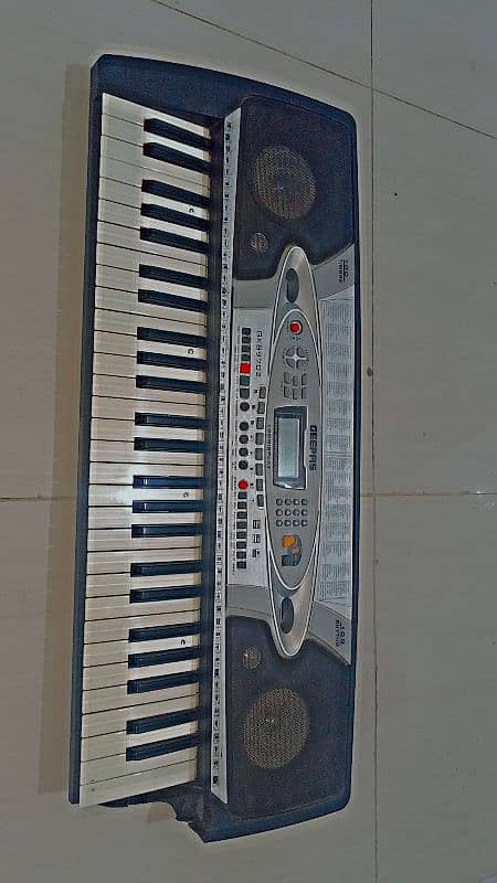 Geepas piano keyboard 100 rhythm 3