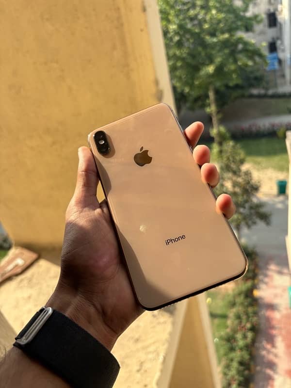 I phone XSmax factory unlock 256gb battery change 100% 0