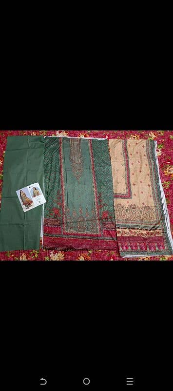 SOFT LAWN SUIT 11