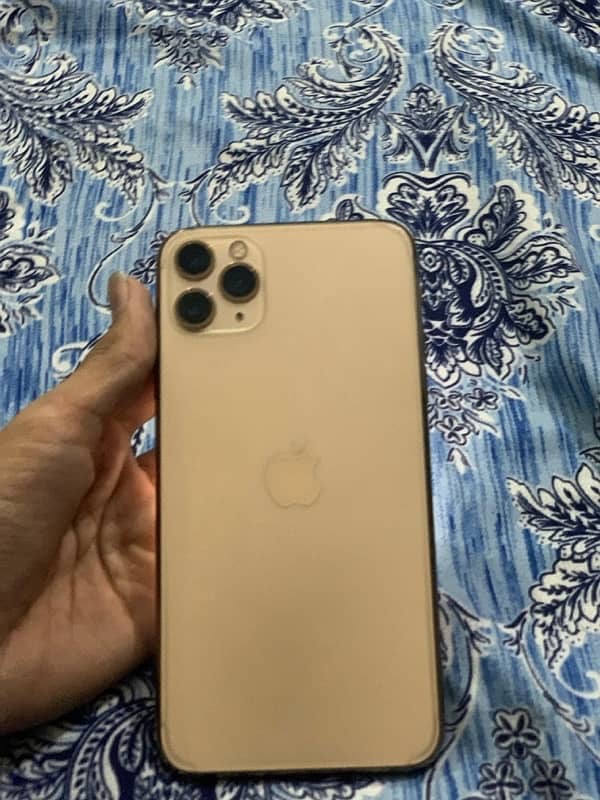 iphone 11 pro max 3