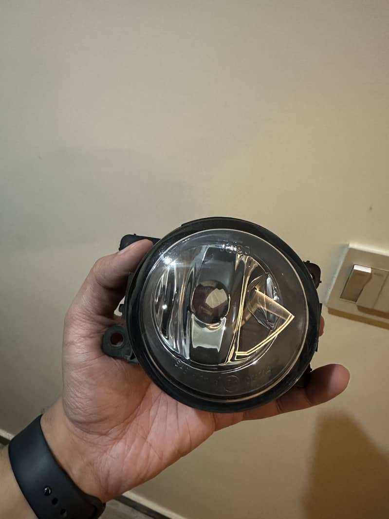 Original Japanese Fog light Swift WagonR Cultus Ciaz 1