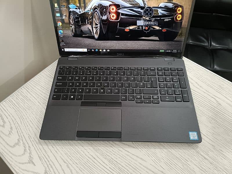 Dell Latitude 5500 core i5 8th gen quadcore 15.6 inch 1080p ips Numpad 2