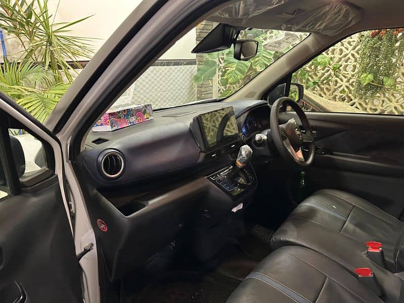 Nissan Dayz Highway Star 2021 3