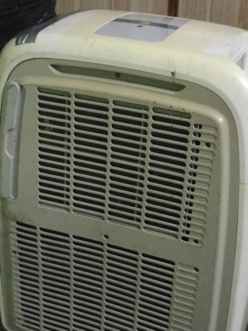 Avolta portable ac 1