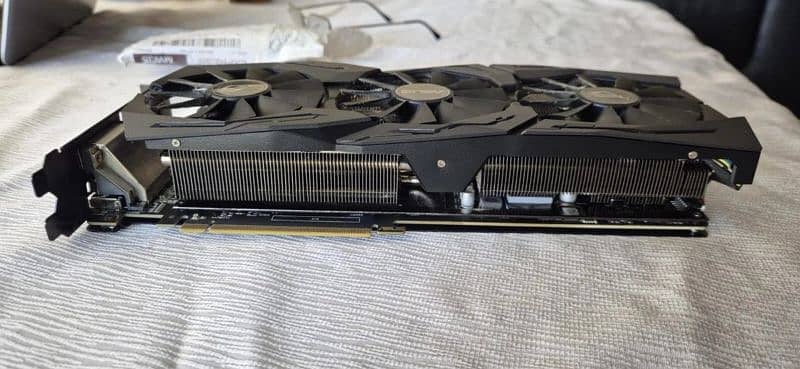 ASUS RX 580 - 8GB 3