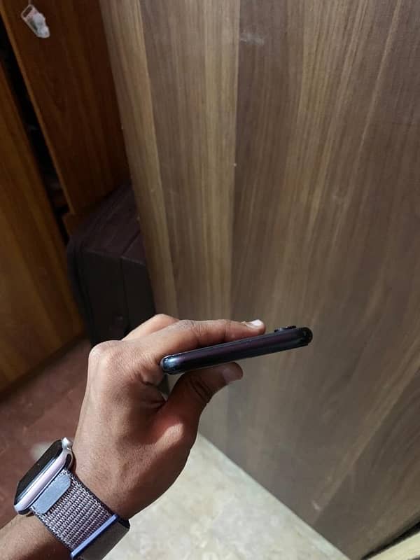 iphone xr pta approved 3