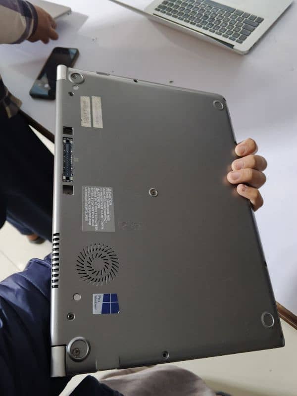 Toshiba Portege Z30C CORE I5 6TH GENERATION 2