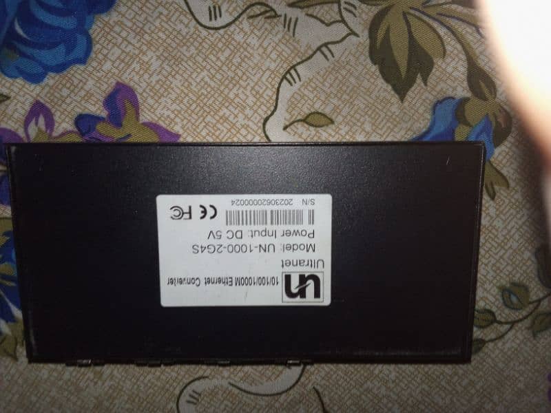 ULTRANET Gigabit Ethernet Switch 4