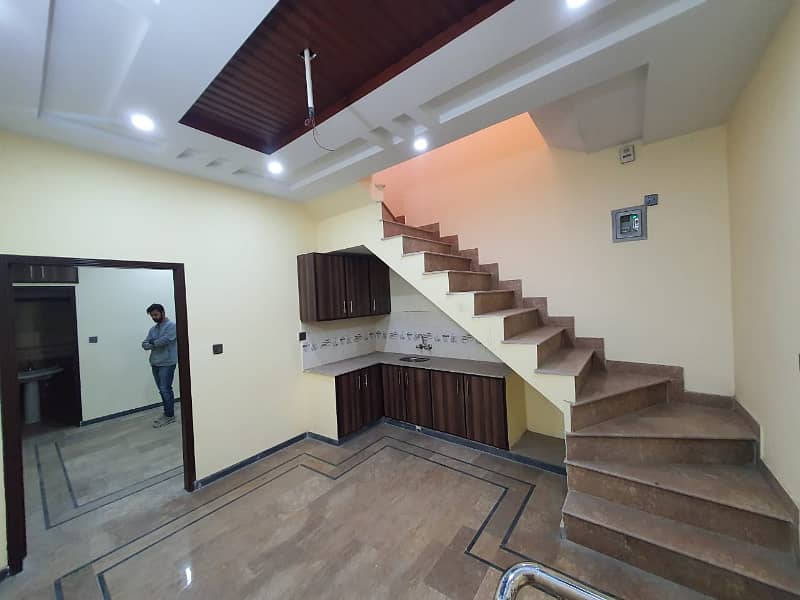 3 Marla Brand New House For Sale Nishtar Colony Ideal Location 4