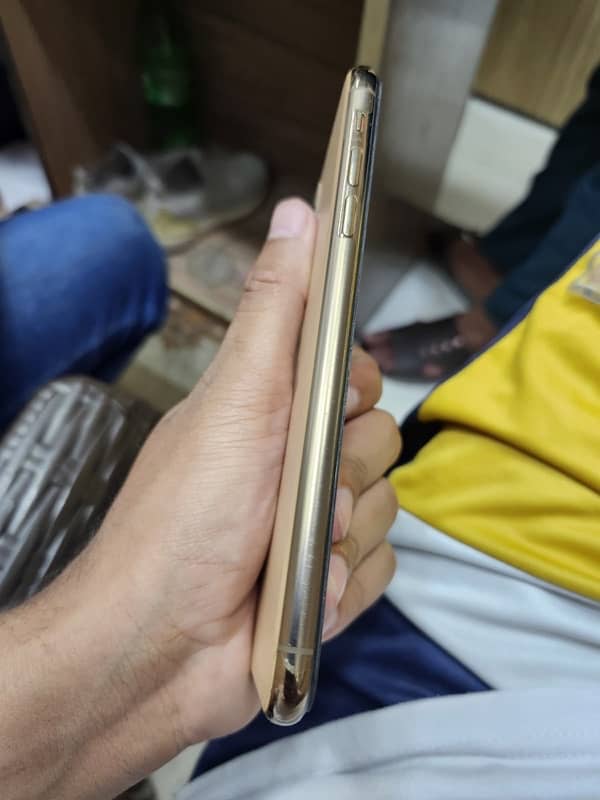 iphone 11 pro max pta approved 3