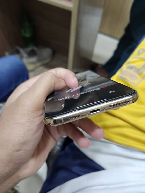 iphone 11 pro max pta approved 4