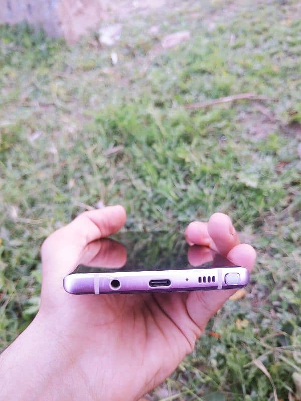 Samsung Note 9 4
