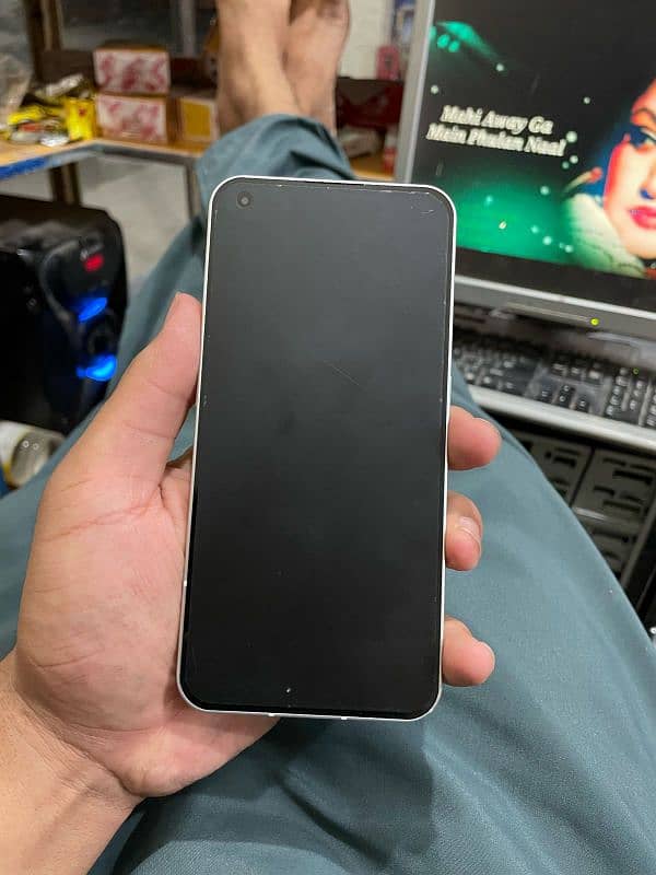 Nothing Phone 1 4