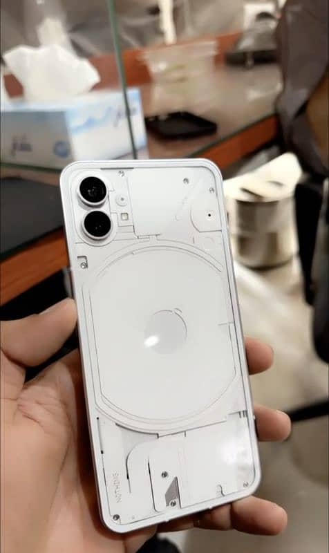 Nothing Phone 1 6