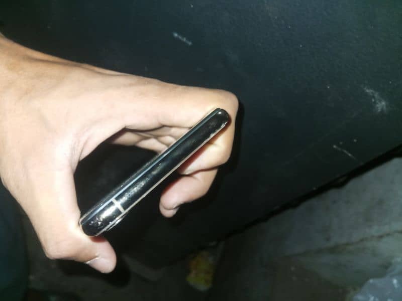 iphone xs max 256gb issue face ID battery and  Bluetooth 14