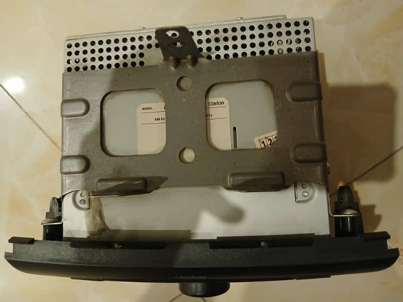 Wagon R Genuine Head Unit Stereo Clarion 1