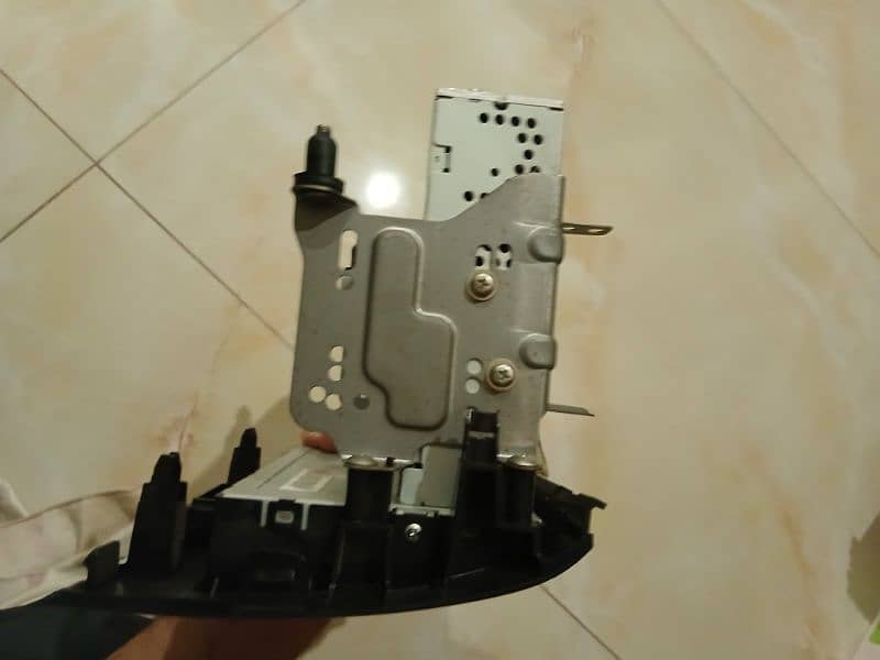 Wagon R Genuine Head Unit Stereo Clarion 2