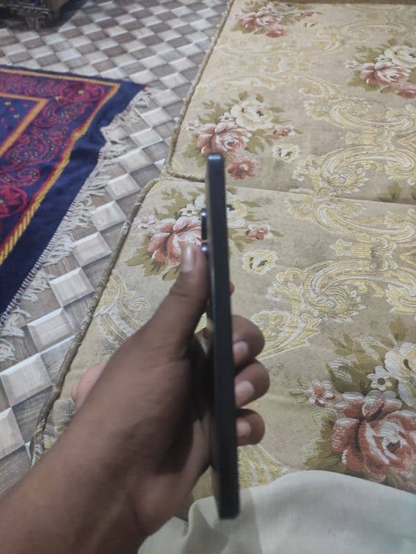 Redmi 13 c 4