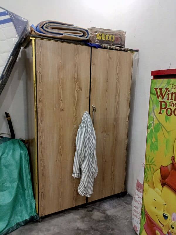 safe almari new condition 0