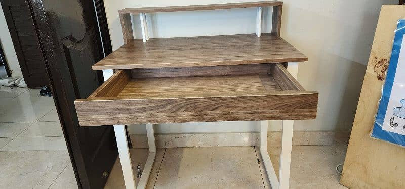 Study table- pair 0
