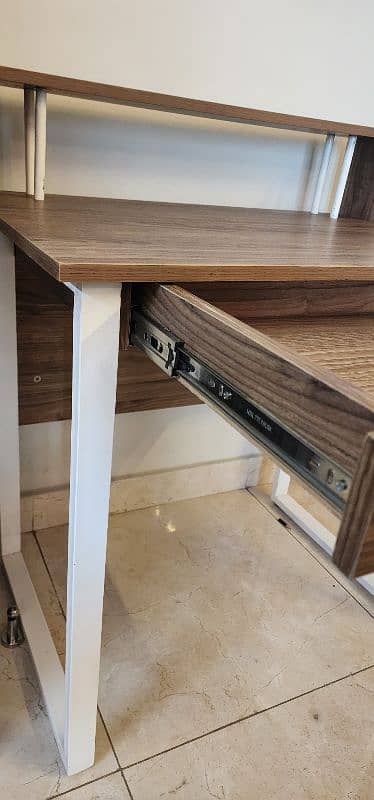 Study table- pair 2
