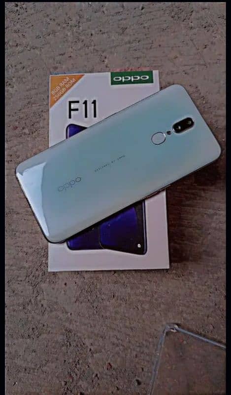 Oppo F11 8/256 0